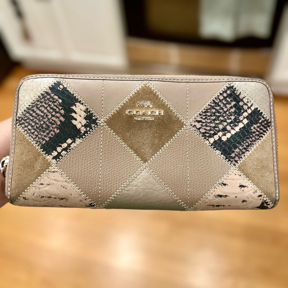 Coach Patchwork Wallet in croc Tan and Black